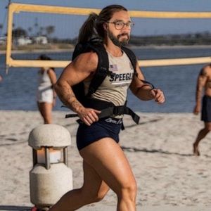 Meet your Posher, Luis